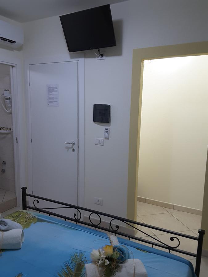 Stella Marina Rooms For Rent Portopalo Di Capo Passero Dış mekan fotoğraf